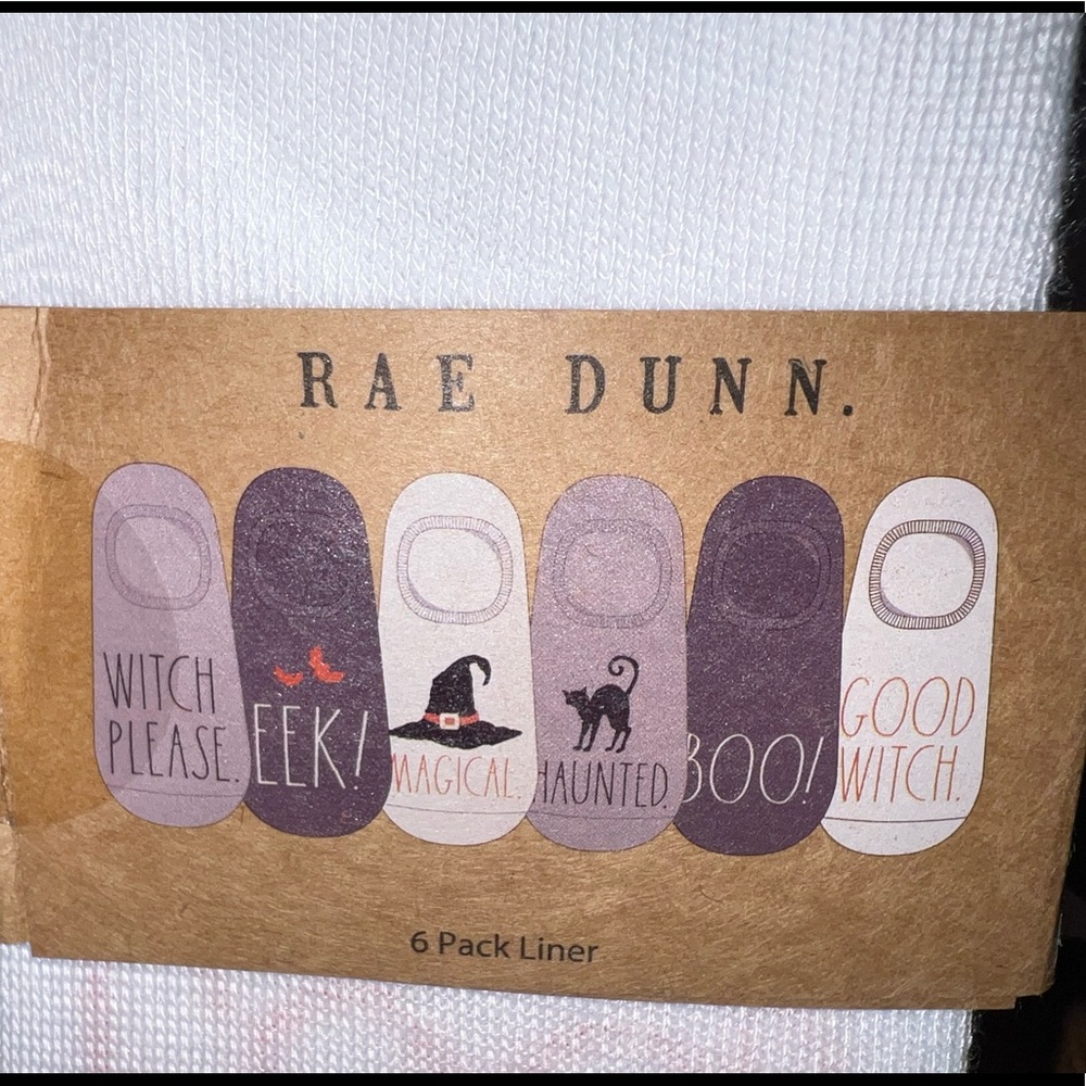 🧙🏽♀️👻 Rae Dunn WITCH PLEASE Socks 6 Pack BOO!Magical Haunted EEK Good Witch - Picture 3 of 3